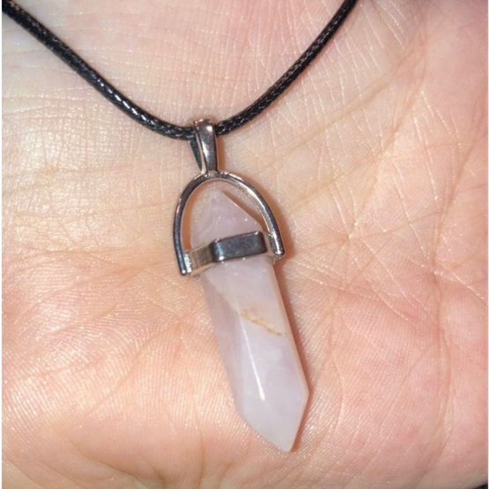 🌻5/$20🌻 Rose Quartz Crystal Necklace